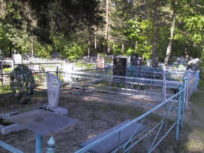 Sotahistoriaa Itä-Kannaksella 1-4.6.2001
Käkisalmi 1918 muistomerkki ja sen läheinen hautausmaa 
