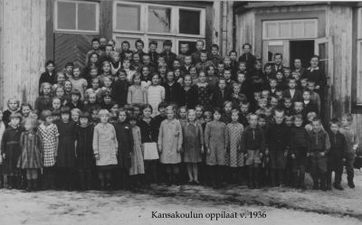 Leppäniemen kansakoulun kaikki oppilaat 1936
