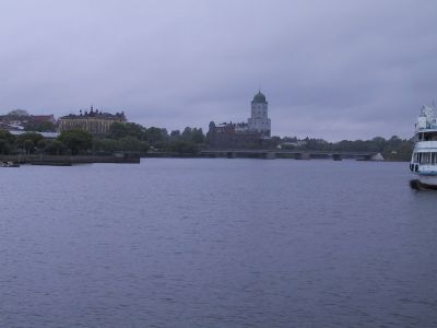 Sotahistoriaa Itä-Kannaksella 1-4.6.2001
Druzhban pihasta Viipurin linnan suuntaan

